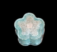 Load image into Gallery viewer, Plum Blossom Trinket