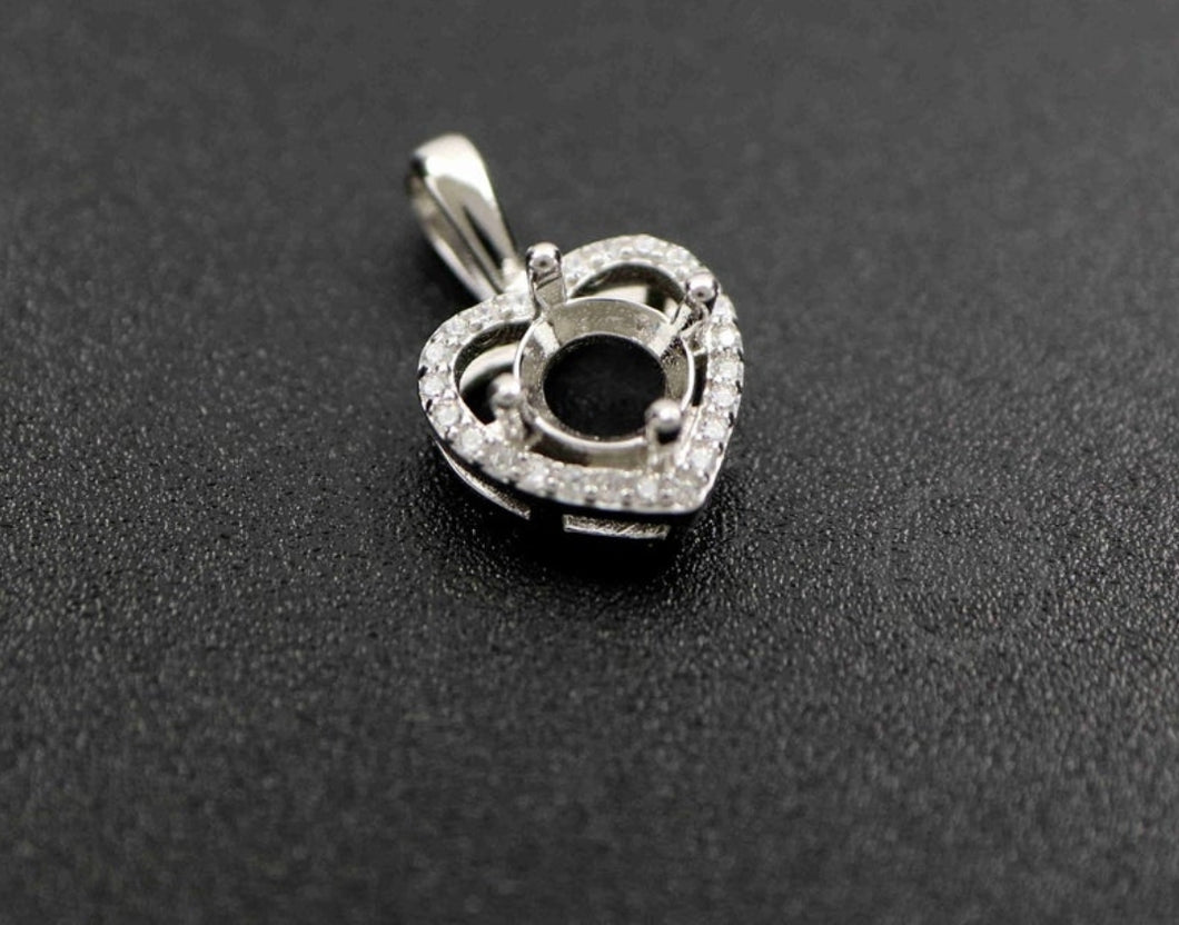 Heart Pendant Necklace